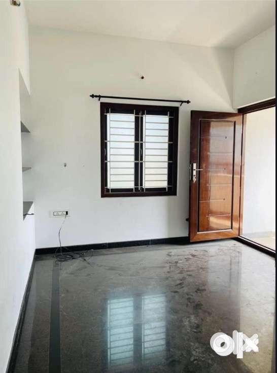 2bhk hoise for rent in avinashi with attached bathroom
