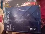 Rd sharma ki book h bilkul nyii 650 ki h 350 me de duga