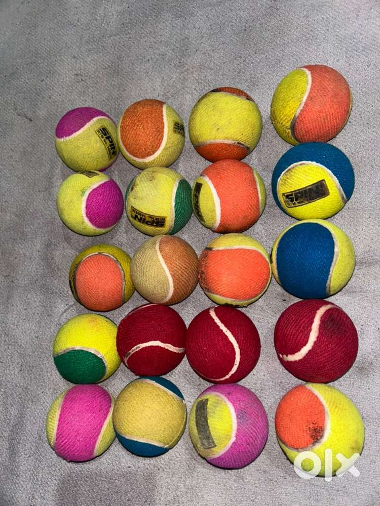 Cricket balls countity 20