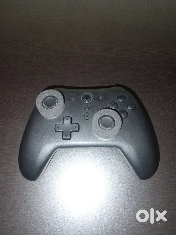 Cosmic byte blitz wireless controller