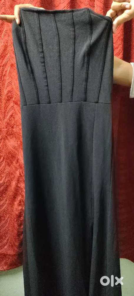 Black colour bodycon dress