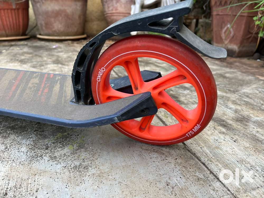 Oxelo Kick Scooter (Decathlon) – Excellent Condition