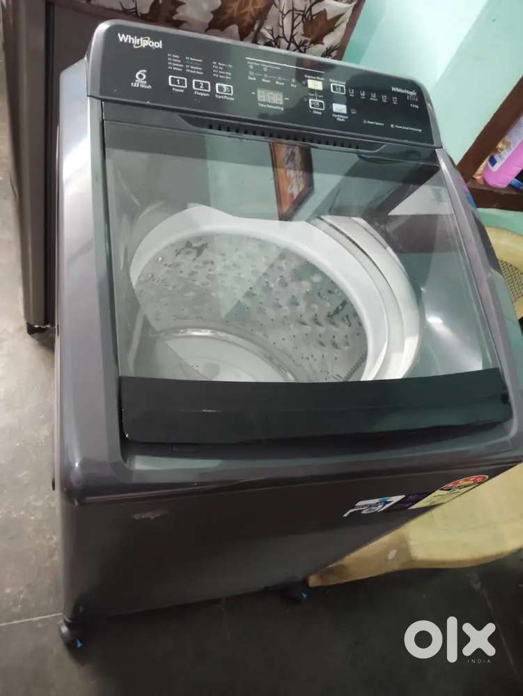 Brand new whirlpool fully Automatic washing machine 7.5 kg with wheels