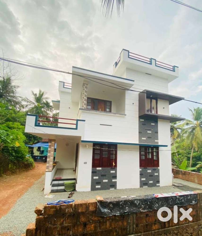 4.25 cent 3 BHK 1300sqft negotiable