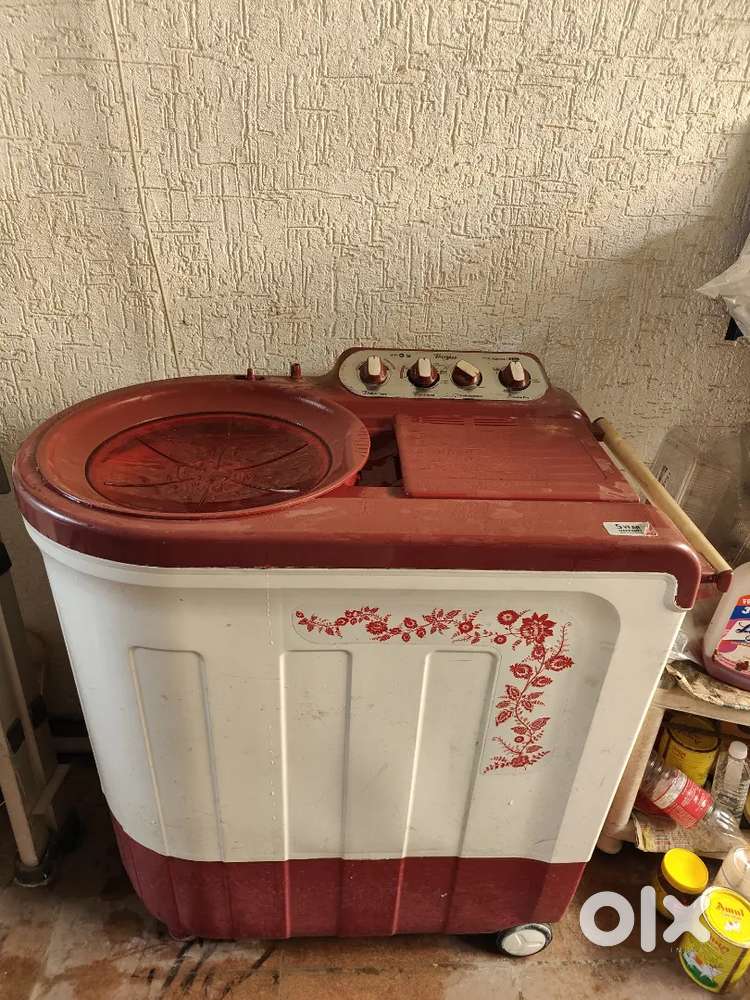 Whirlpool Semi Automatic Machine