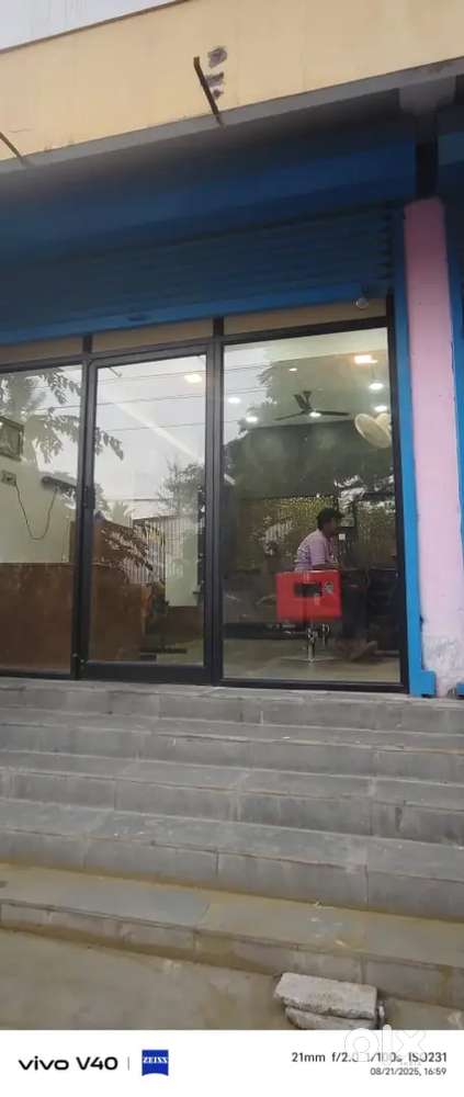 Mens Grooming Parlour