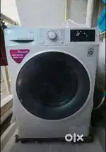 Fully automatic 7kg Front Load LG Washing Machine