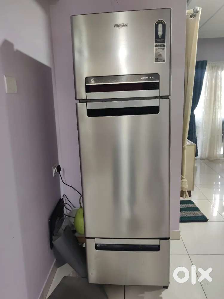 Whirlpool Refrigerator 330L 7 years old is ready for sale