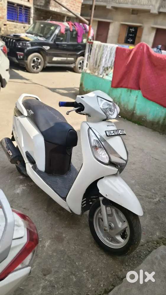 Well maintained first ownar