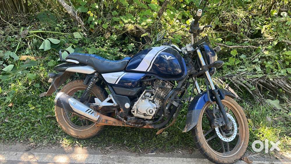 Bajaj v15 made from invisible metal ins vikranth