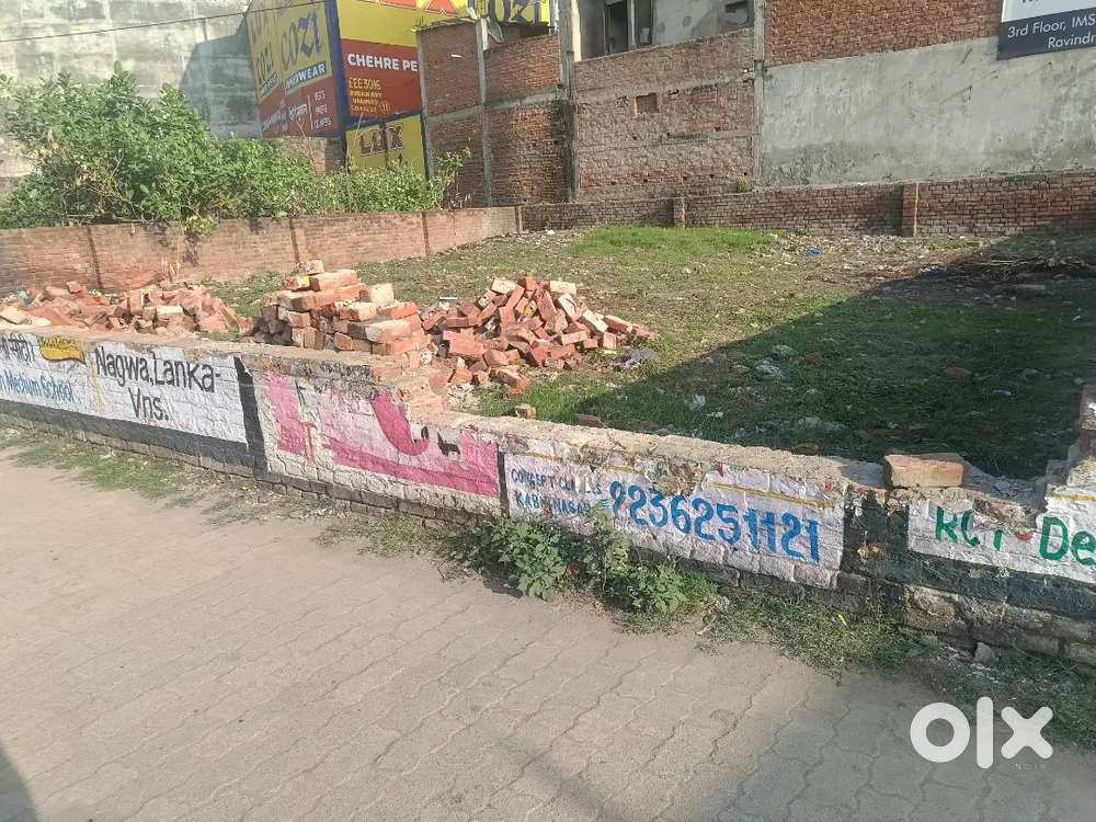 Lanka samne ghat men road k bgl me varanasi