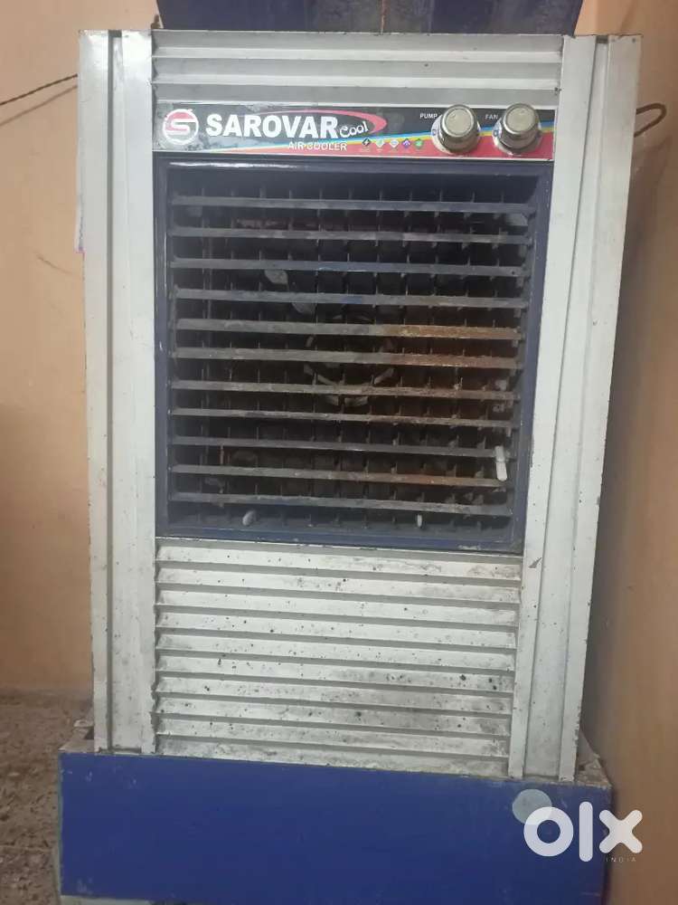Sarovar exaust motor cooler 2 years old work perfectly space problem