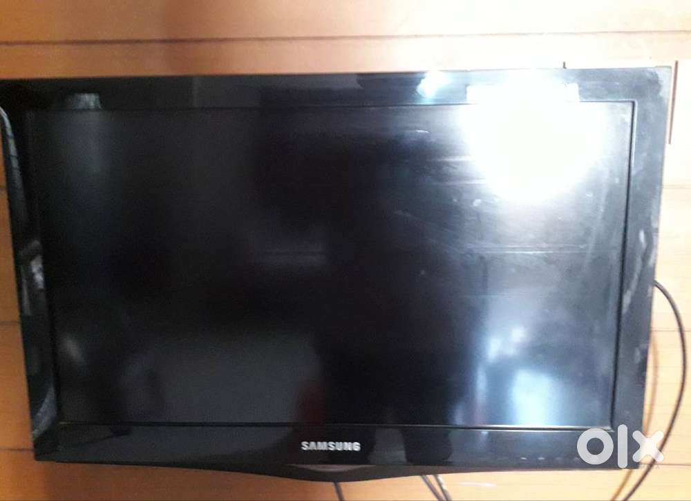 Samsung 32 inch tv with remote