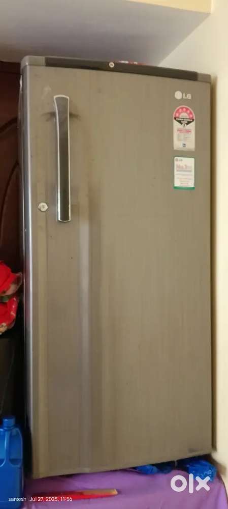 Selling fridge low price