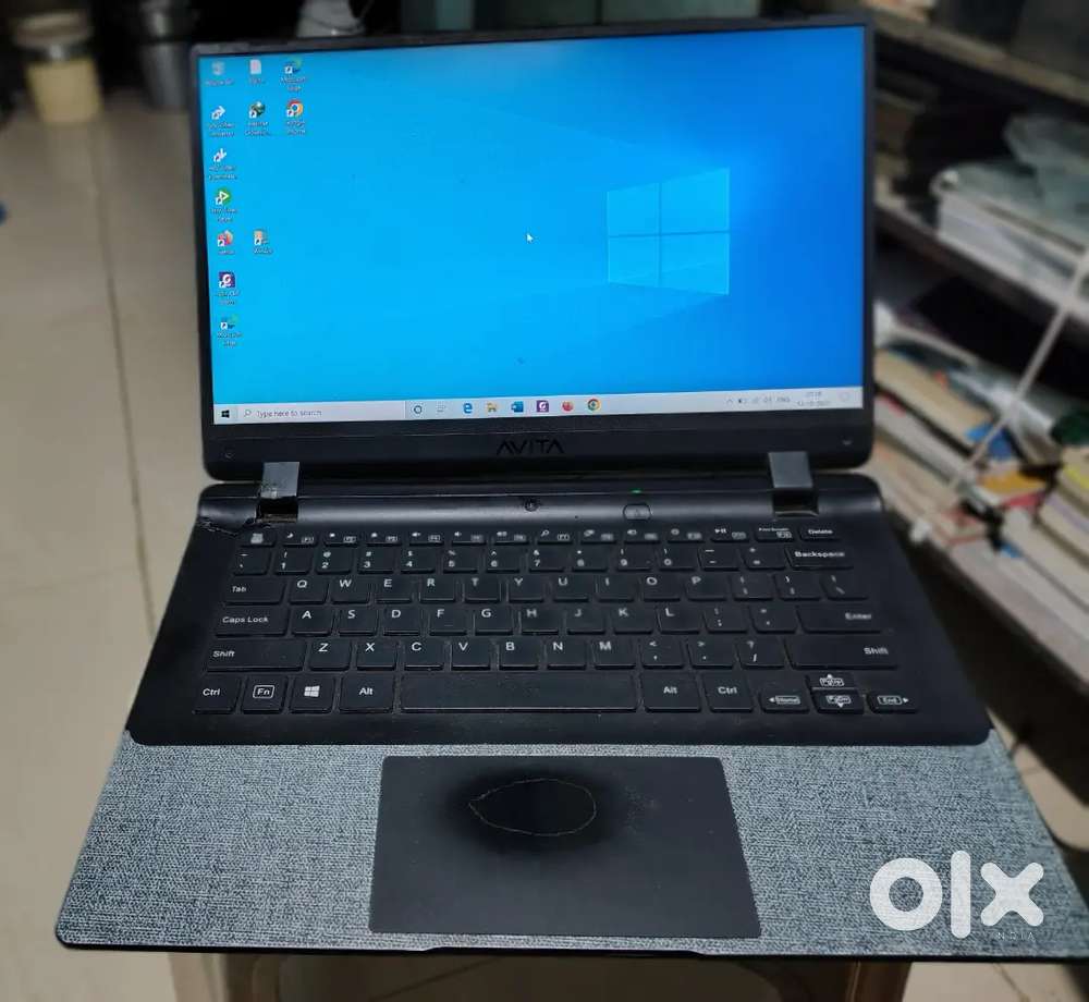Avita Essential 4 gb, 128 gb 14 inch. Very light