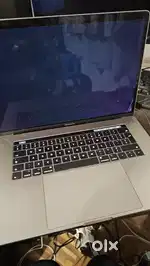 Mackbook pro 15inch Touchbar