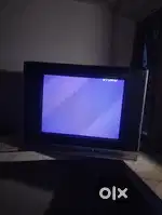 c.r.t.  tv  very good condition me hai