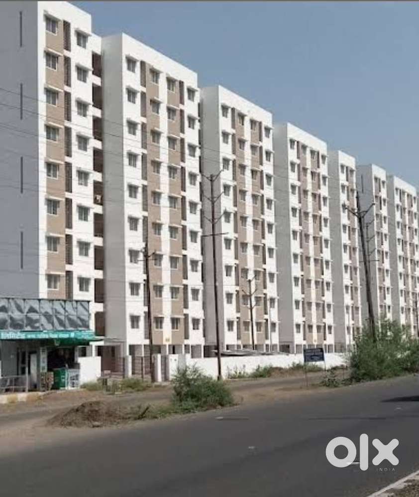 MIG Premium flat prime location near new RTO, nearby prestiage college