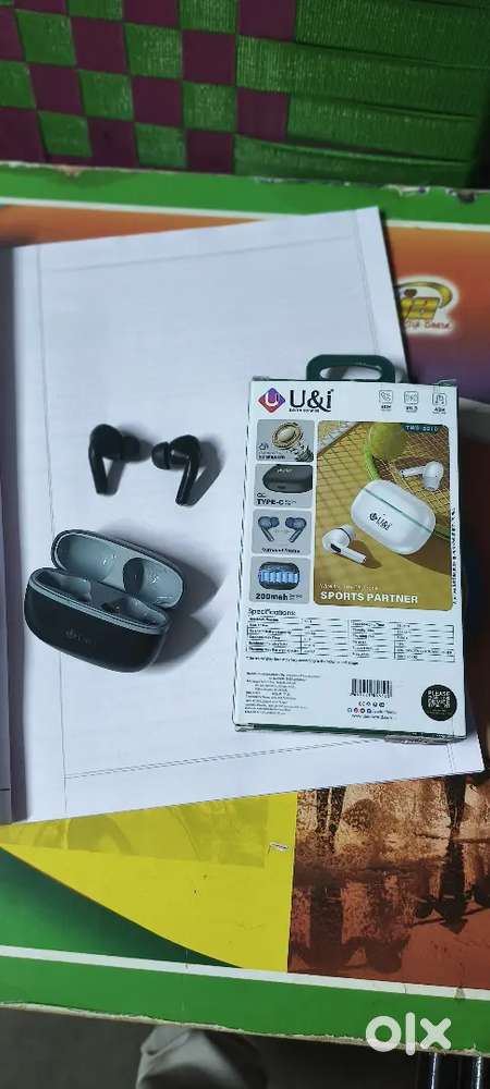 U&I ear buds