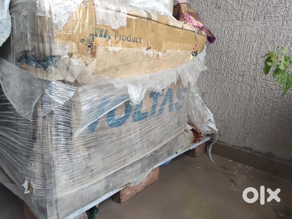 Window Voltas AC