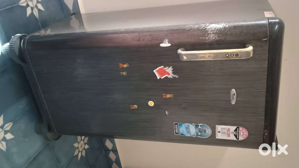 Whirlpool refrigerator 180 liters 16yrs