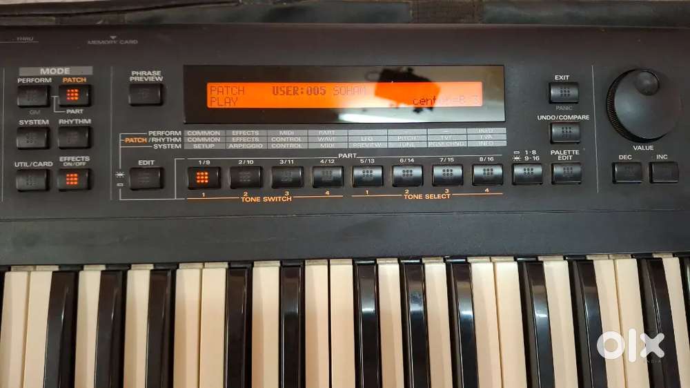 ROLAND XP30