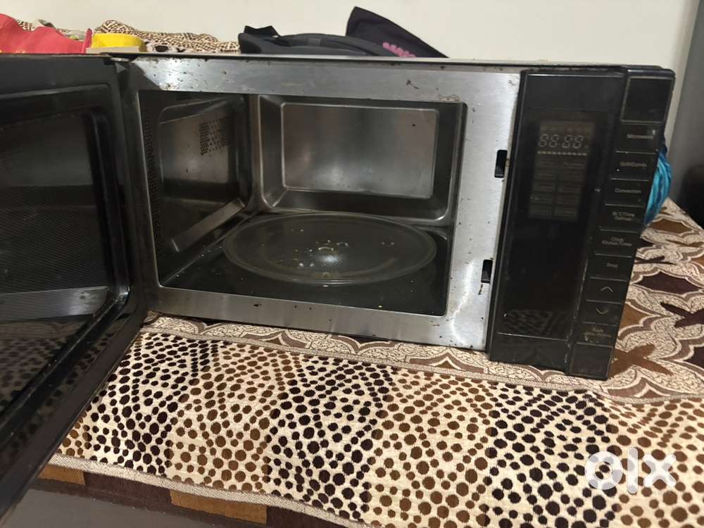 Morphy Richard Microwave