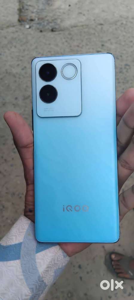 iQOO z 7 pro 5g