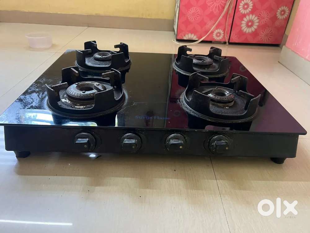 Gas stove.