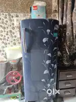 SAMSUNG FRIDGE