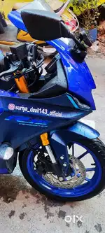 R15 v4 blue well maintained bike lite used genuine buyer cantact me