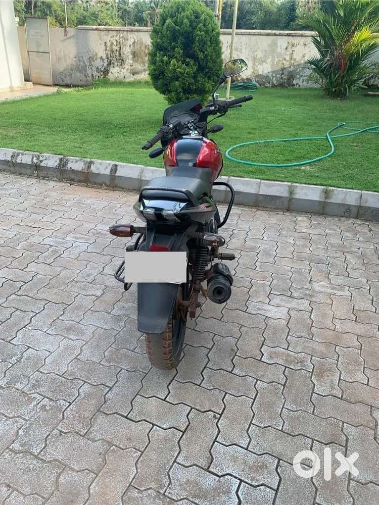 Pulsar 150