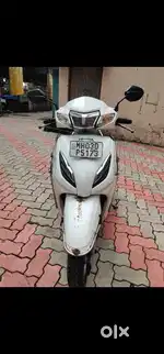Honda activa 6G white best engine