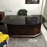 GLASS TABLE FOR OFFICE OR HOME
