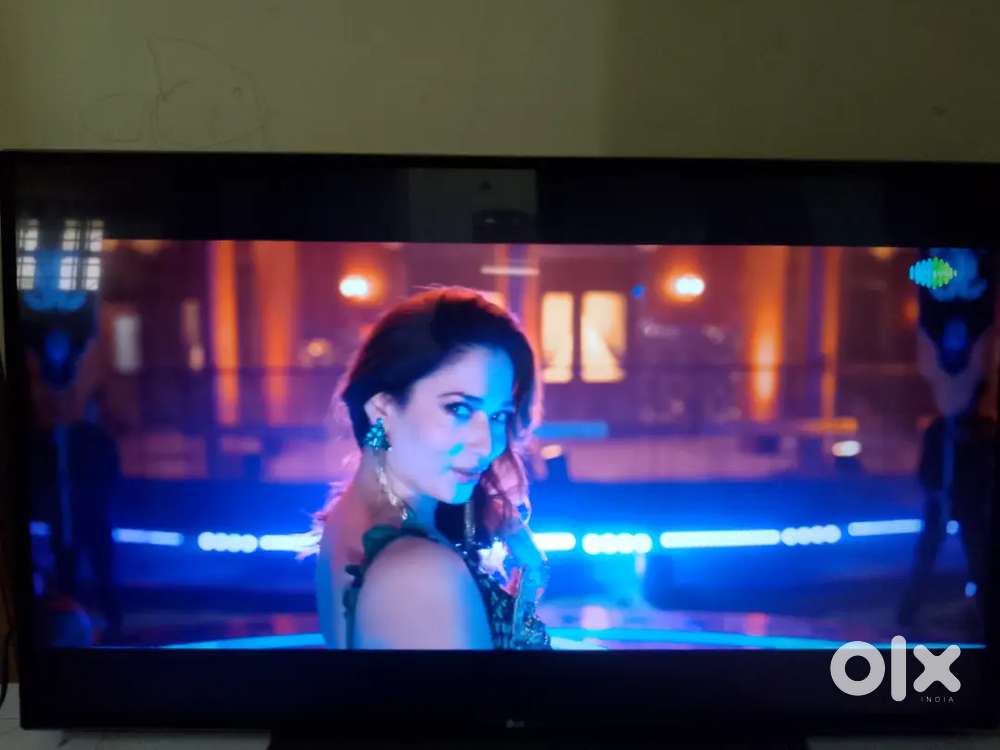 Lg 43 inch full hd smart led(price fixed)