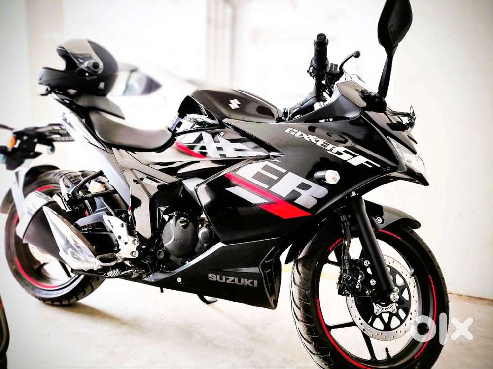 suzuki gixxer sf black