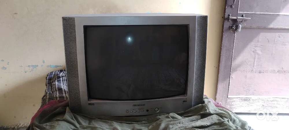 Old tv colour full