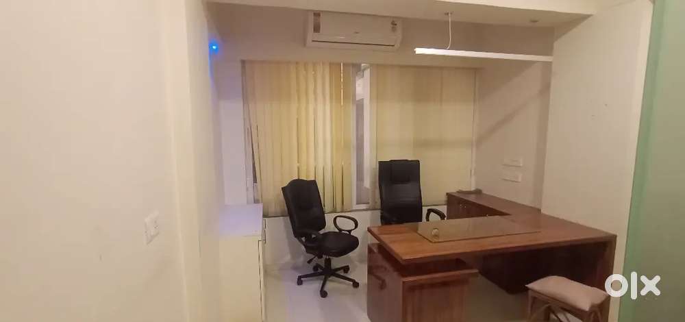 Furnished 180sqft office for rent at sayajigunj with lift and parking