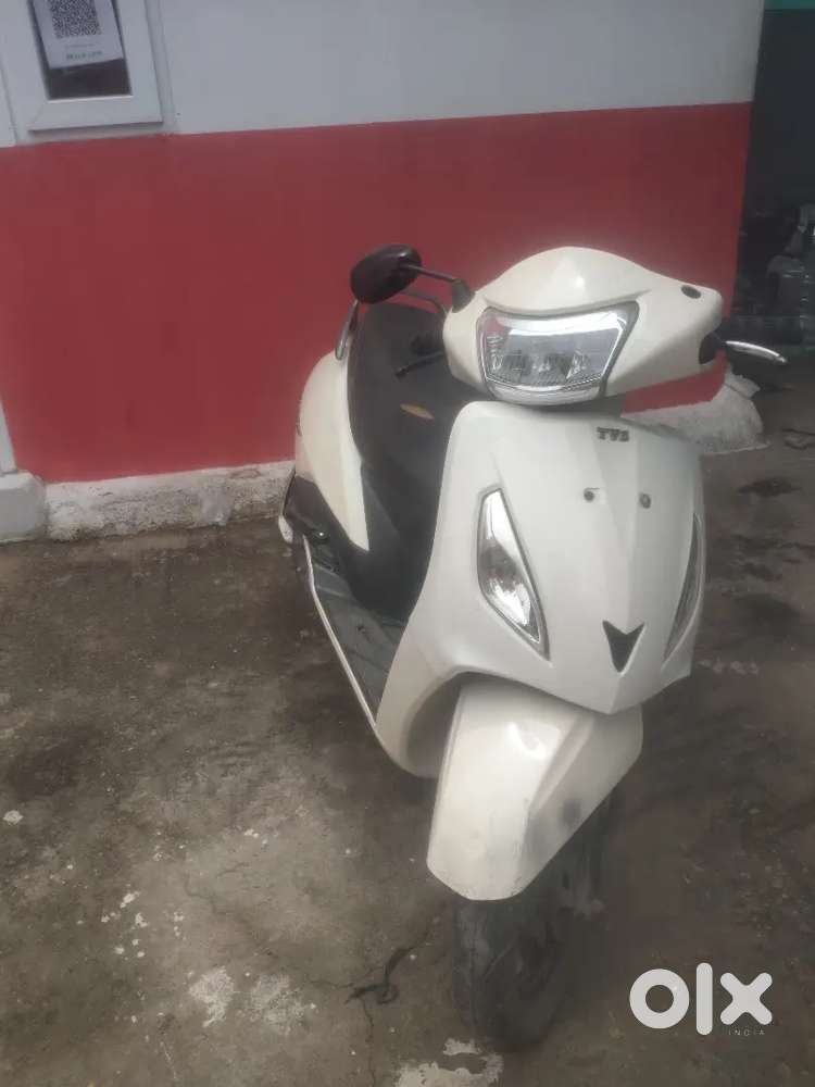 TVS JUPITER