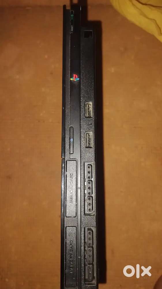 SOFTMODDED PS2 SLIM WITH CONTROLLER