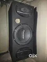 Pioneer woofer and amplifier
