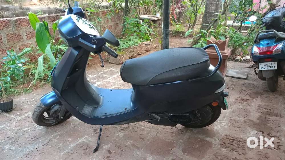 Touch screen and cruise control