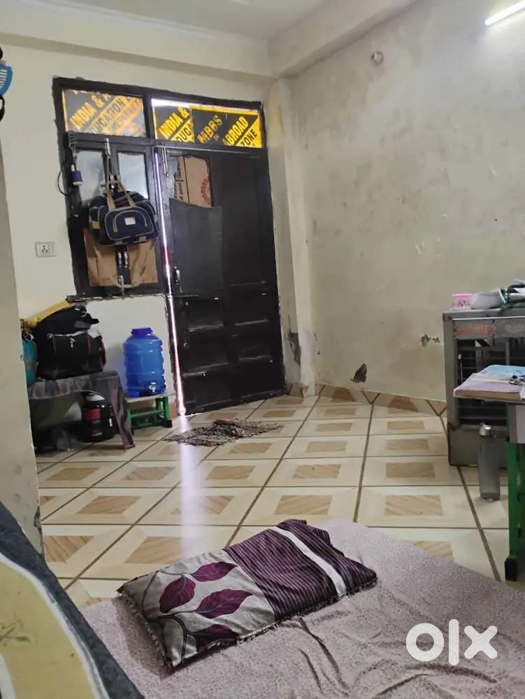 Need a roommate
