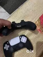 I want to sell my PS5 with 2 controllers