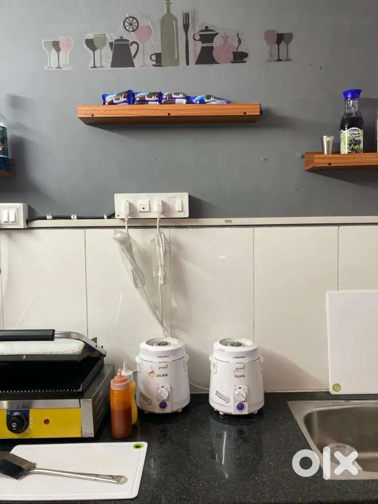 2 Juice mixer or sale