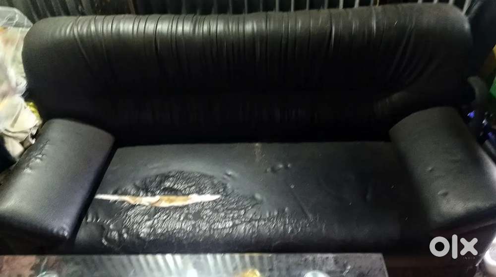 Sofa 5feet