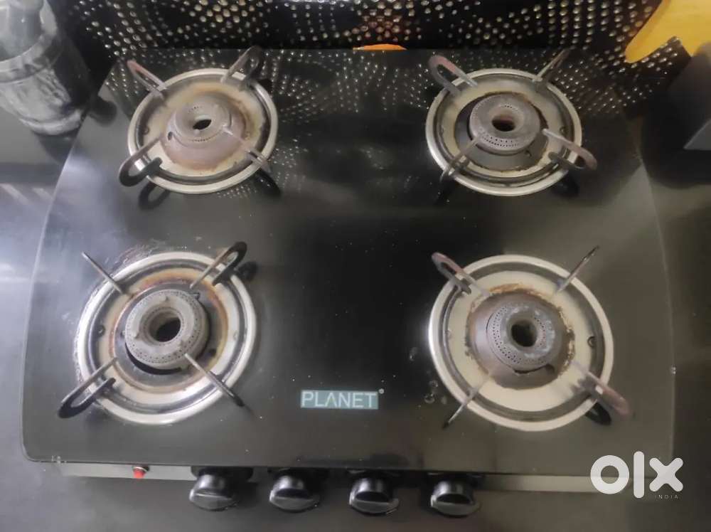 4 BURNER STOVE
