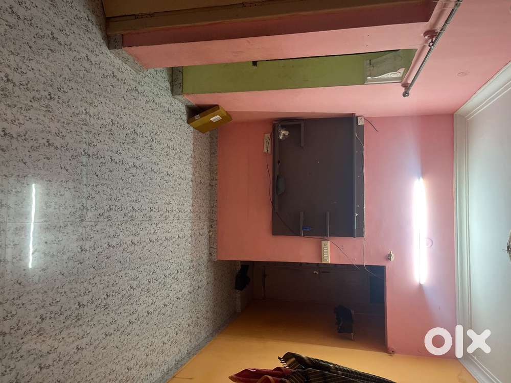 Looking for room mate