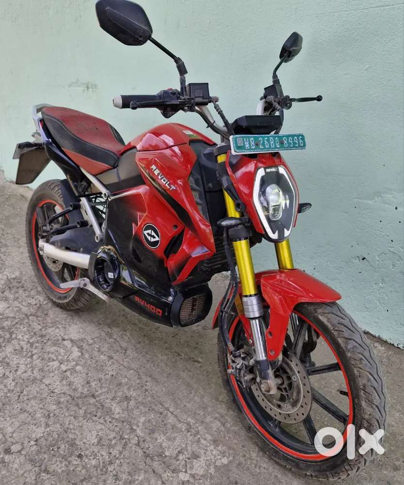 Revolt RV400  1100 KM driven,Only 85000/-