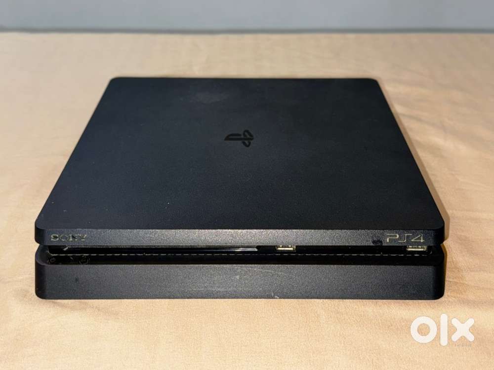 PS4 slim 1 tb